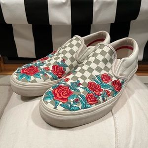 Vans Classic Slip On Leather - Embroidered Rose